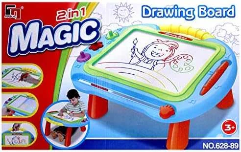 Askato Magnetinis lenta ant kojų dėžutėje.