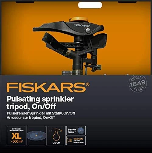 Fiskars On/Off Pulsating Sprinkler - Tripod base