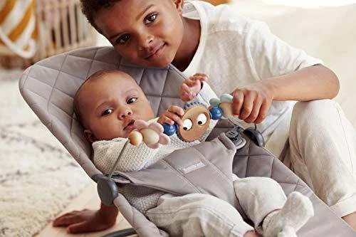 BABYBJÖRN žaislas medinis gultukui Googly Eyes Pastels 080510