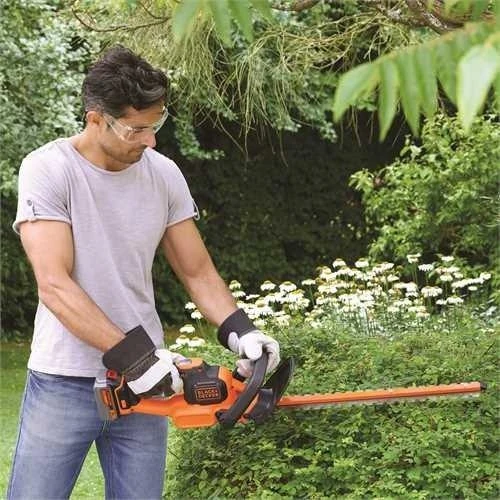 Black & Decker Juodas & Decker Akumuliatorinės gyvatvorių žirklės GTC18504PC 18V 4Ah 50 cm, Juodas & Decker