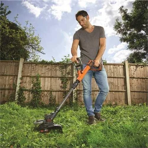 Black & Decker Juodas & Decker Akumuliatorinė žoliapjovė STC1820ESTC1820EPC 18 V 2 Ah 28 cm, Juodas & Decker