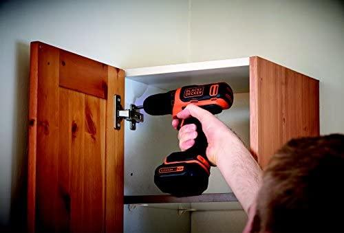 Black & Decker Juodas & Decker BDCDD12K cordless screw driller + case + rechargeable battery 1.5Ah