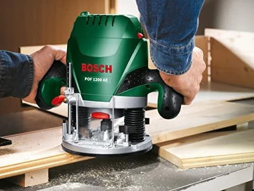 Bosch 15 frezų komplektas 8 mm kotu