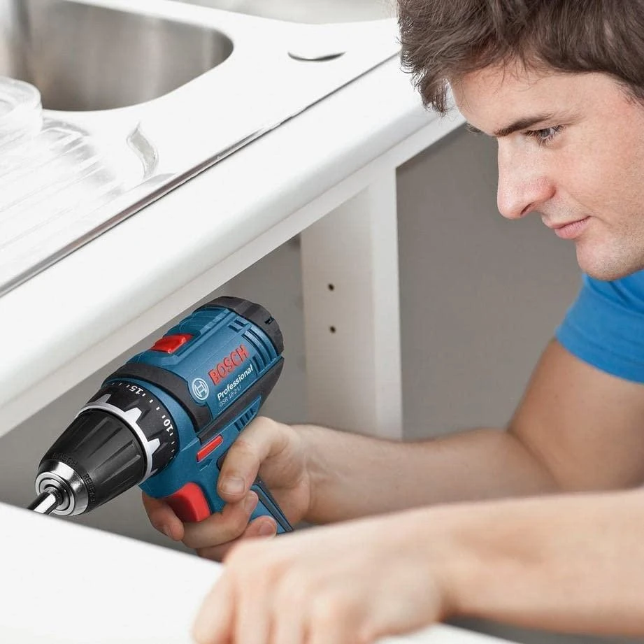 BOSCH gręžtuvas suktuvas GSR 120-LI 12V 30/14Nm 2x2,0Ah LI-ION + PRIEDAI 23 vnt.