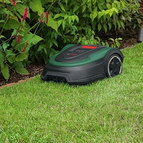 Vejos robotas Bosch Indego M 700