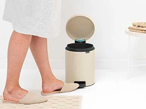 Šiukšliadėžė Brabantia, šviesiai ruda, 5 l, 27.1 cm