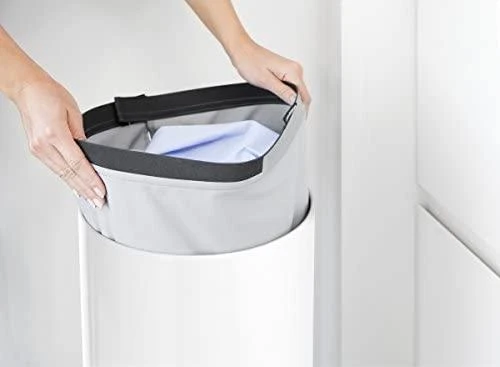 Brabantia skalbinių maišelio keitimas. skirta skalbinių dėžutei, 30-35 L pilka