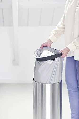 Brabantia skalbinių maišelio keitimas. skirta skalbinių dėžutei, 30-35 L pilka