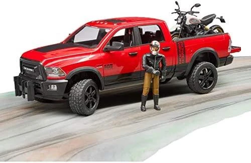 Džipas „Bruder Dodge RAM“ su motociklu ir vairuotoju, 3 m.+