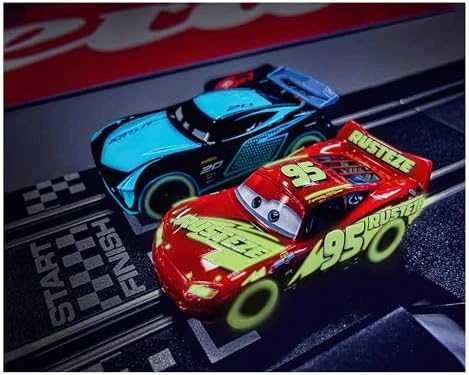 Milly Mally Carrera Go Cars – Neon Nights 5,3 m trasos rinkinys su nuotolinio valdymo automobiliukais