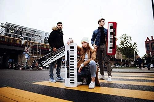 Sintezatorius CT-S200 Casiotone Series Casio, juodas (su adapteriu)