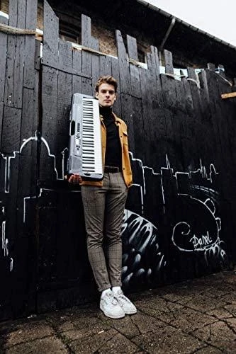 CASIO CT-S300, juoda