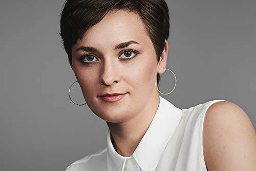 "Catrice Hd Liquid Coverage Foundation" dengiamasis makiažo pagrindas, išliekantis iki 24 val. 020-Rose rusvai gelsvas 30ml