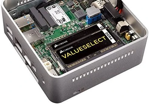 Corsair Value Select DDR4 RAM modulių montavimas