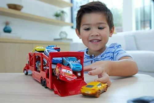 Mattel CARS transporteris Makas