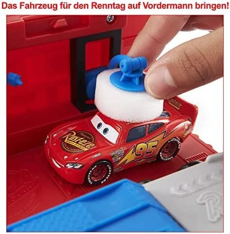 Mattel Cars transporteris Makas su žaidimų aikštele
