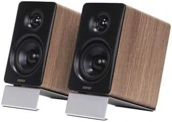 Kompiuterio kolonėlės Edifier kompaktiškos stalinės 2.0 kolonėlės | M60 | 66 W | „Bluetooth“ | Belaidė jungtis | Klasikinis ąžuolas