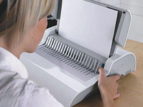 FELLOWES PERFORIOR PULSAR-E Elektrinė lenkimo mašina 15 lapų, komplekte pradinis lenkimo rinkinys 10 lapų
