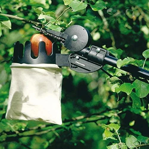 Fiskars Vaisių skintuvas UP80