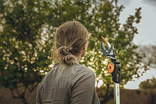 Fiskars Šakų genėtuvas UPX82