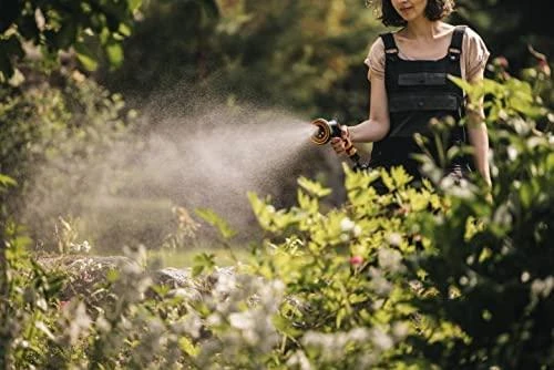 Fiskars „Comfort“ daugiafunkcis laistymo pistoletas, su valdymu priekyje