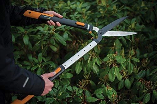 Fiskars SmartFit teleskopinė gyvatvorių žirklės HS86 1 vnt.