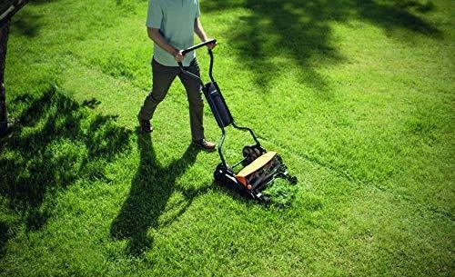 Fiskars Mechaninė vejapjovė be žolės rinktuvo StaySharp Max (1000591) 46cm