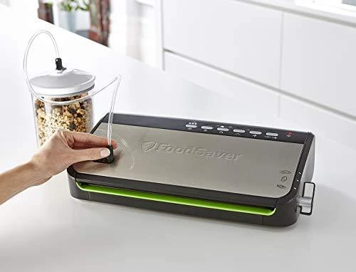 Food Saver Vakuumavimo Aparatas - Foodsaver Ffs005x 0.5 Mbar Juodas Nerūdijančio Plieno
