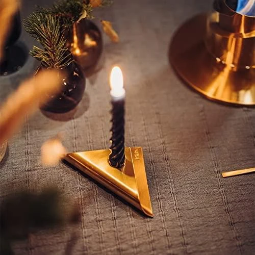 HOFATS SQUARE CANDLE žvakių laikiklių rinkinys, aukso, 4 vnt.