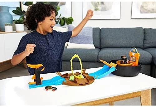 Mattel Hot Wheels triukų rinkinys „Padanga džipams“