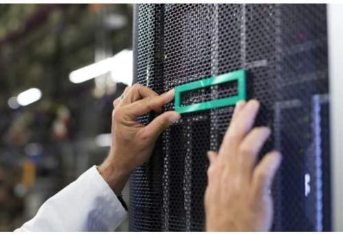 HPE serverio komponentų montavimas