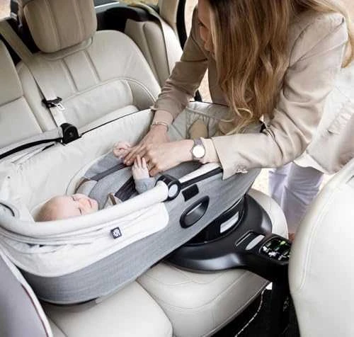 Joie i-Base Encore 360 - besisukantis Isofix pagrindas automobilinei kėdutei