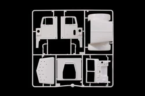 Italeri Peterbilt 378 Long Hauler 1/24 surenkamas sunkvežimio modelis