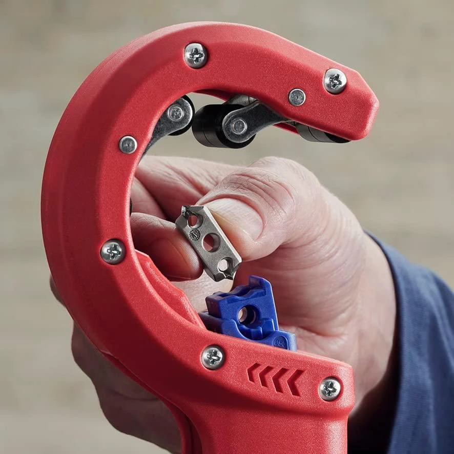 Vamzdžių pjaustyklė KNIPEX PVC DP50