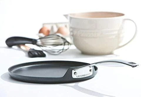 Virtuvinis indų rinkinys - Le Creuset Krepų Keptuvė Neprilimpančio Aliuminio 28cm Juoda