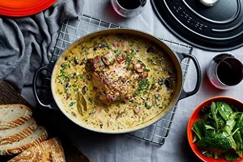 Le Creuset „Signature“ ovalus troškintuvas, 29 cm, juodas