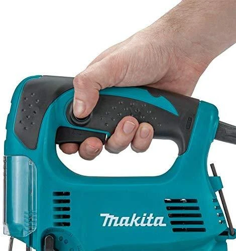 Makita 4329K Siaurapjūklis, 450 W, 65 mm, 500-3100 min-1, 3-jų pakopų švytuoklinis judesys, lagaminas 1,9kg