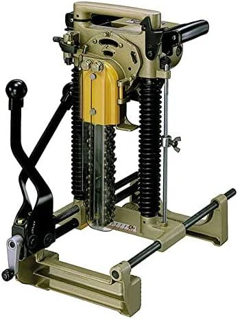 Makita Grandininė skobimo mašina 7104L