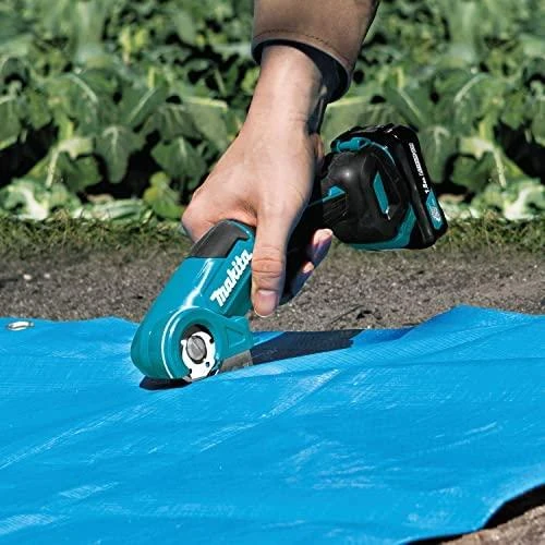 Makita CP100DZ Akumuliatorinis universalus multicutter, Be akumuliatorių ir kroviklio!