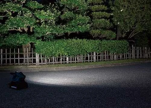 Makita LED prožektorius DML811