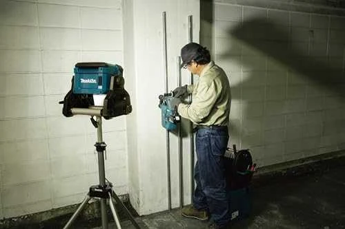 Makita LED prožektorius DML811