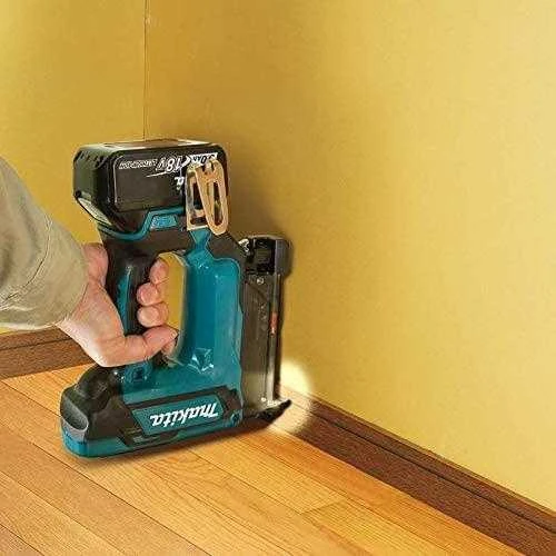 Makita DPT353Z Akumuliatorinis viniakalis 18V Li-Ion; 23 GA; 15/18/25/30/35mm; Be akumuliatorių ir kroviklio!