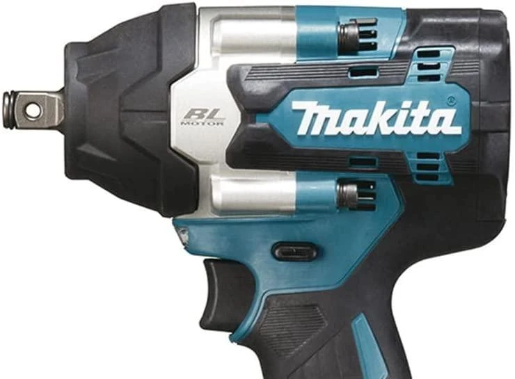 Makita DTW700RTJ Akumuliatorinis smūginis veržliasukis 18V, 2x5,0Ah Li-ion, 700/1000 Nm, 1/2", LED, MAKPACK