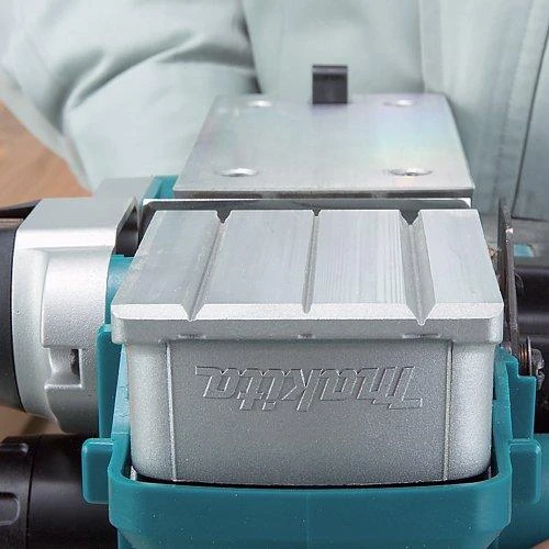 Elektrinis oblius Makita KP0810; 850 W