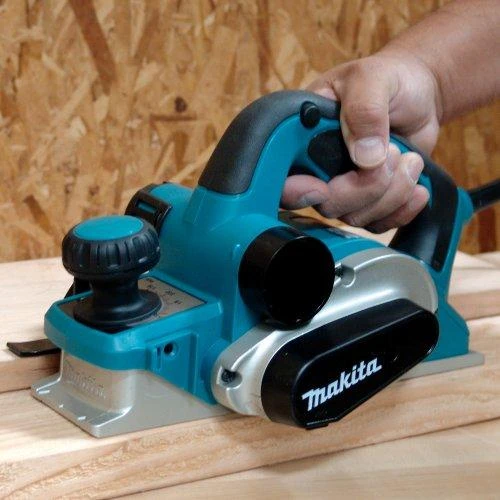 Elektrinis oblius Makita KP0810; 850 W