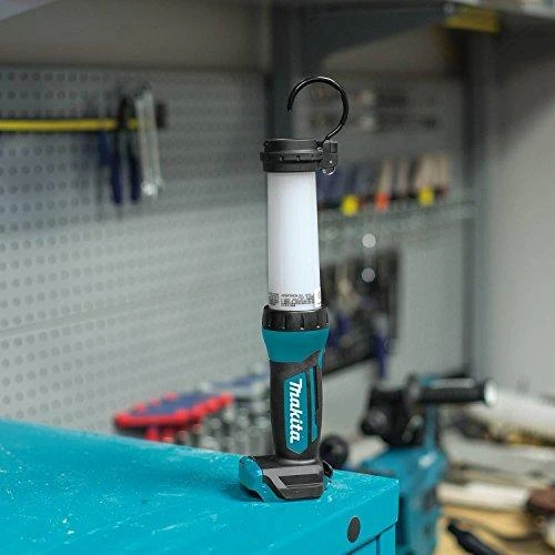 Makita Akumuliatorinis LED prožektorius ML104 10,8V Li-ion