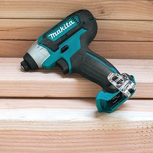 Makita TD110DZ Akumuliatorinis smūginis suktuvas, 12V MAX, 110 Nm, 1/4", LED, Be akumuliatorių ir kroviklio!