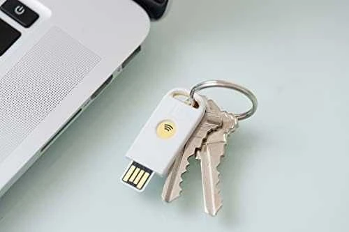 Identiv uTrust FIDO2 NFC saugos raktas