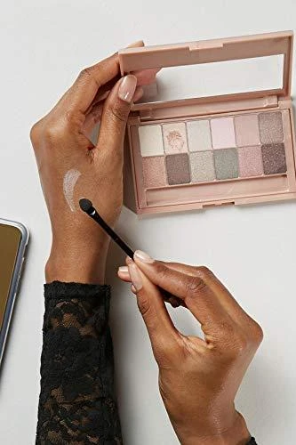 Maybelline ŠEŠĖLIŲ PALETĖ BLUSHED NUDES