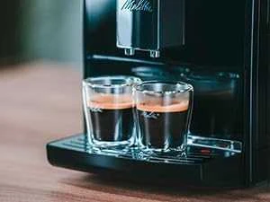 MELITTA automatinis kavos aparatas E950-101 solo, juoda-sidabro spalva